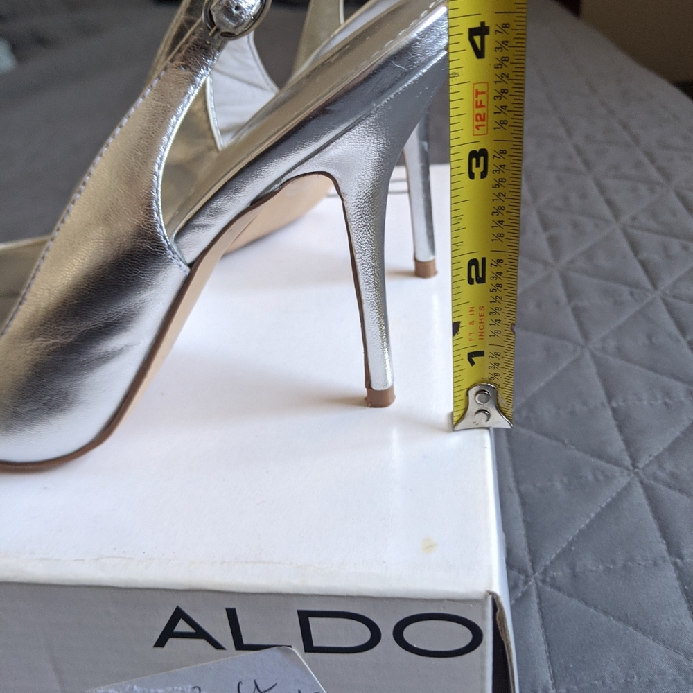 Aldo Silver Slingback Heels - Picture 4 of 5